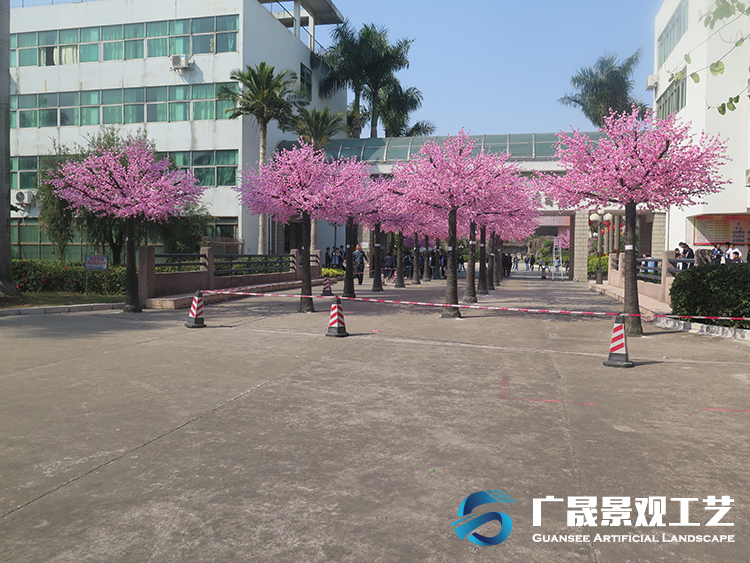 东莞市沙田镇东方明珠学校仿真桃花树景观